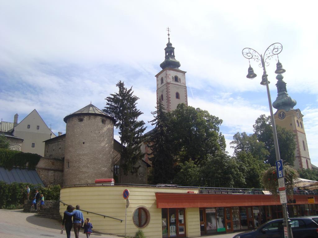 Penzion Majak Banská Bystrica Extérieur photo