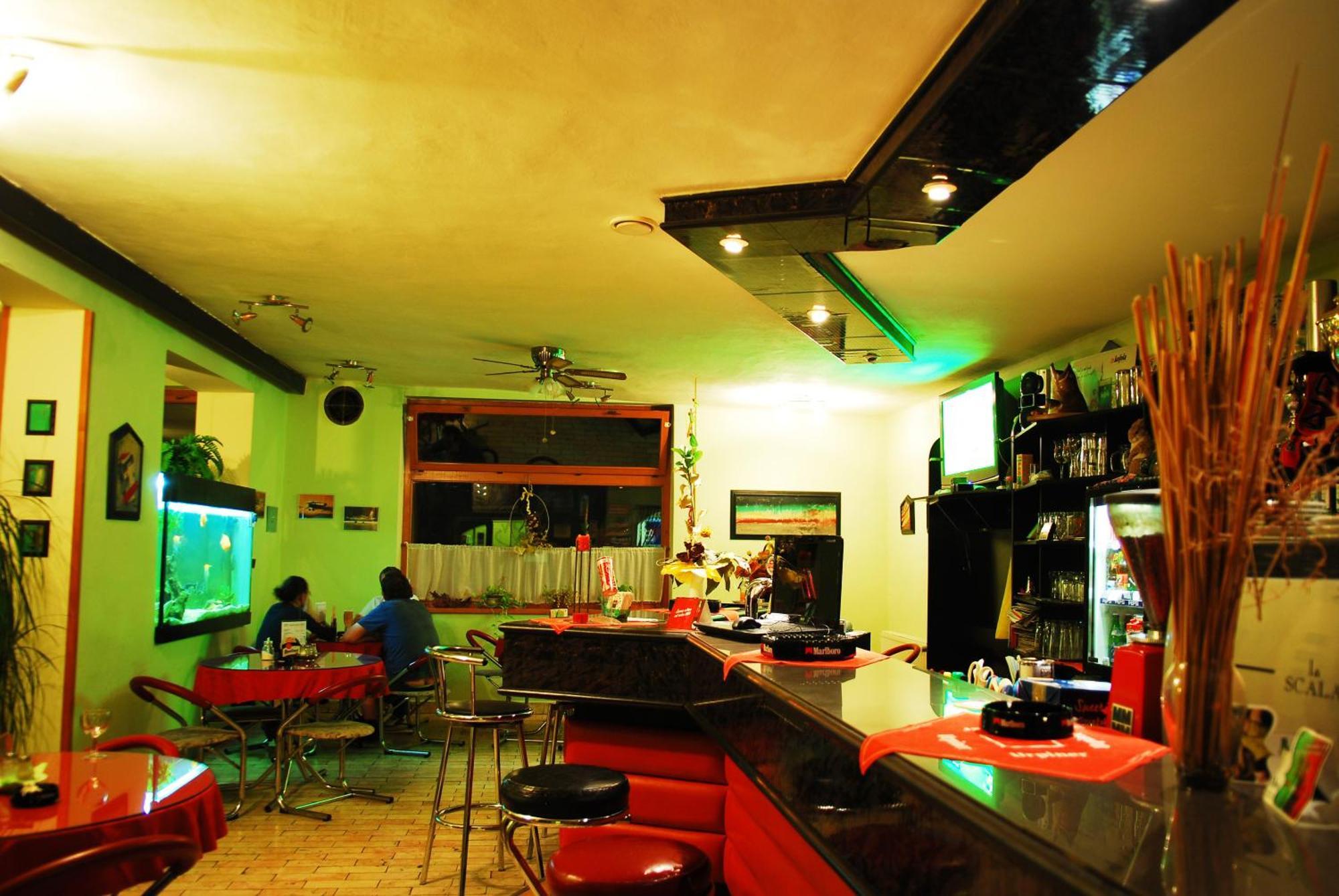 Penzion Majak Banská Bystrica Extérieur photo