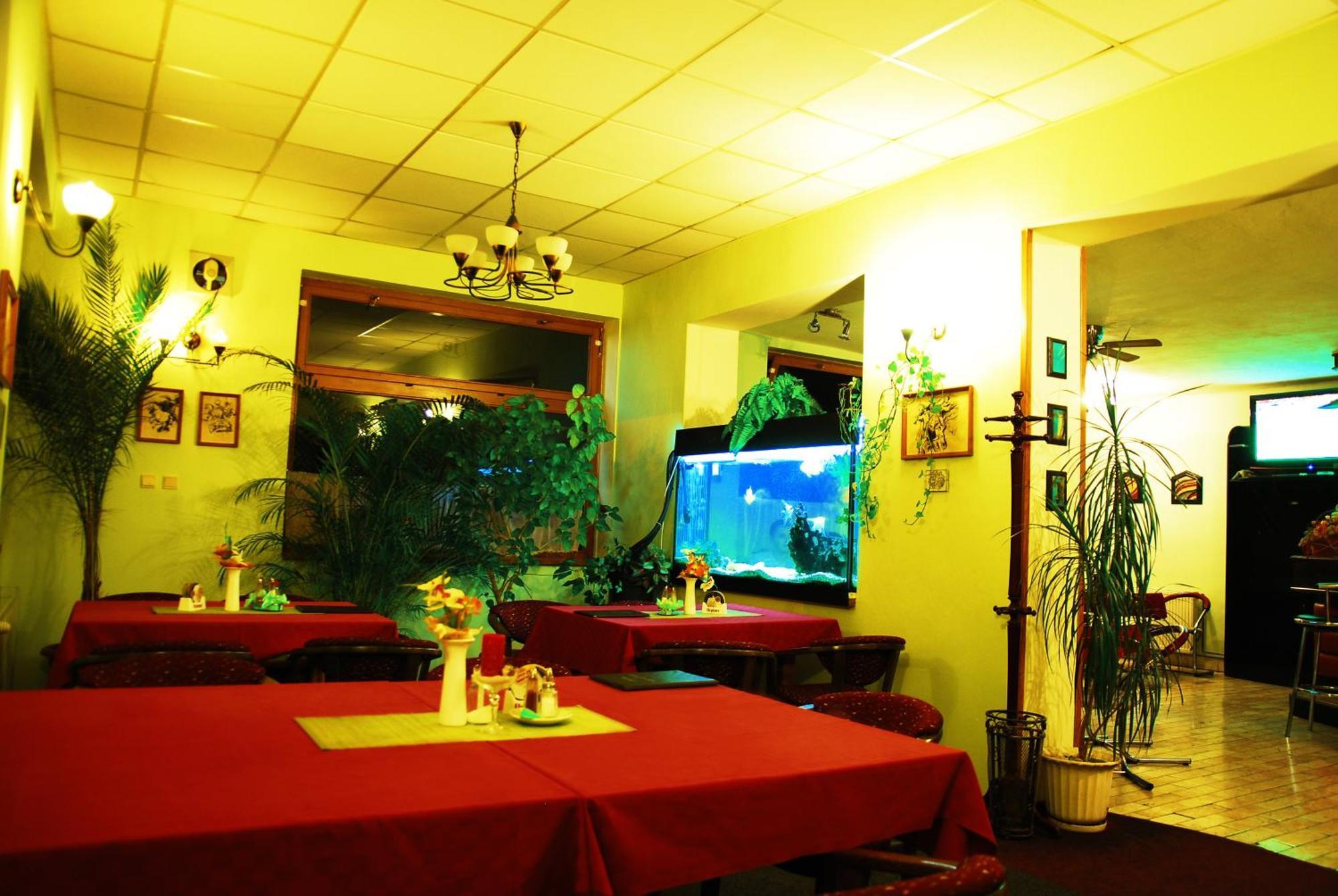 Penzion Majak Banská Bystrica Extérieur photo