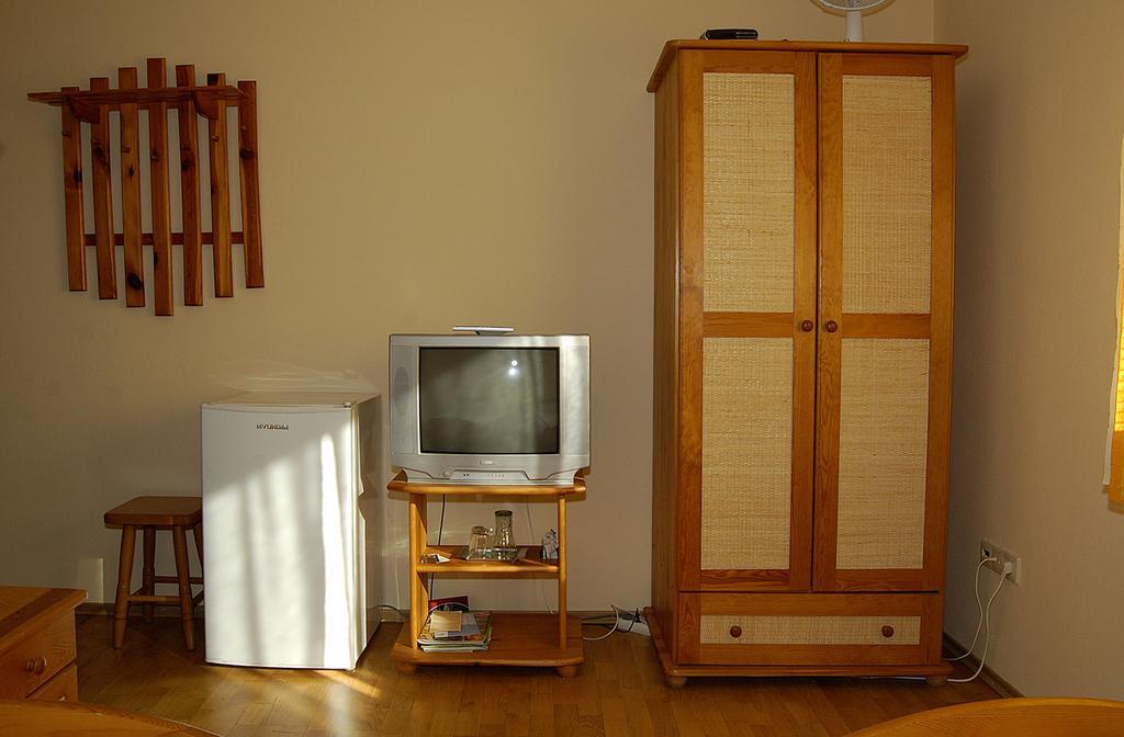 Penzion Majak Banská Bystrica Extérieur photo